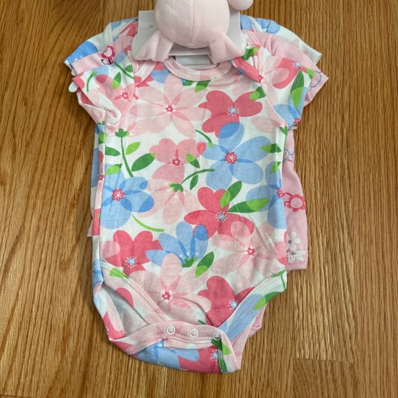 Little Chickadees Baby Girl Set of 3 Easter/Spring Onesies w/Matching Rattle - Picture 4 of 10